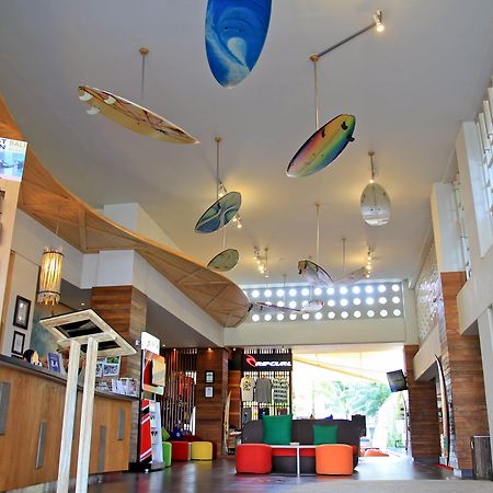 Bliss Surfer Hotel By Tritama Hospitality Legian (Bali) Ngoại thất bức ảnh