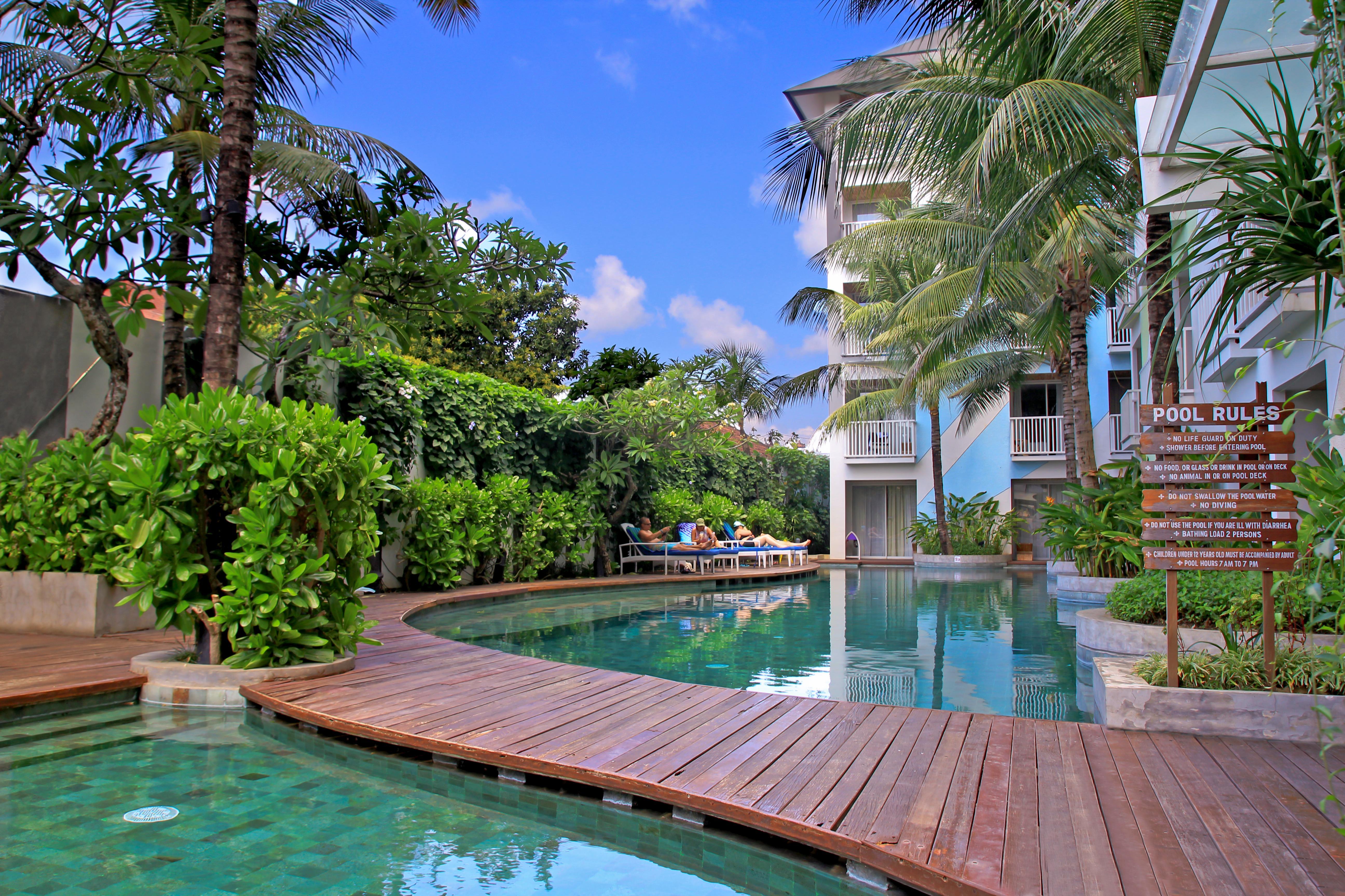 Bliss Surfer Hotel By Tritama Hospitality Legian  Ngoại thất bức ảnh
