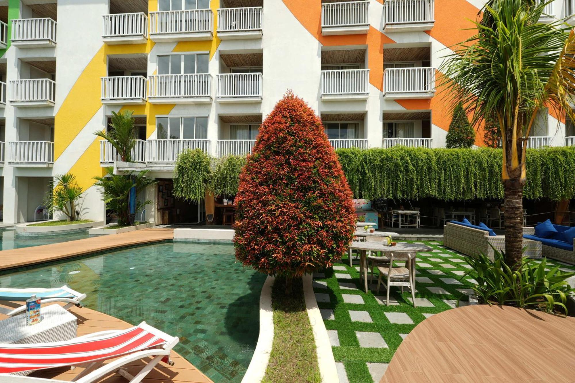 Bliss Surfer Hotel By Tritama Hospitality Legian  Ngoại thất bức ảnh