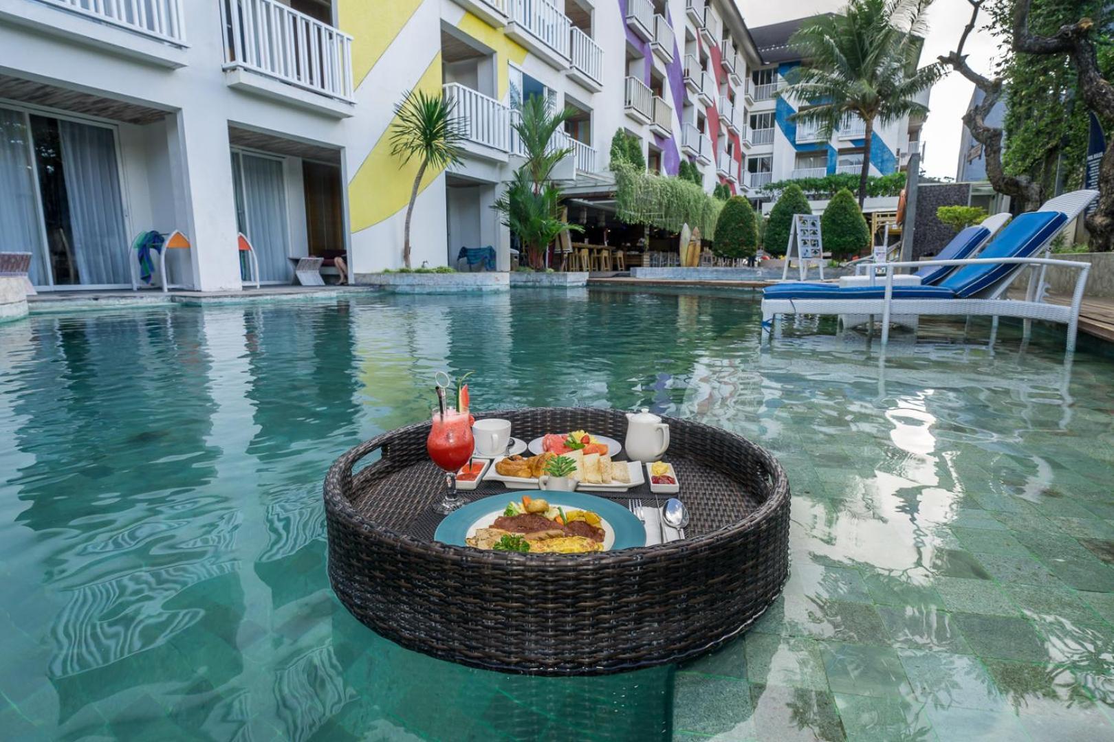 Bliss Surfer Hotel By Tritama Hospitality Legian  Ngoại thất bức ảnh