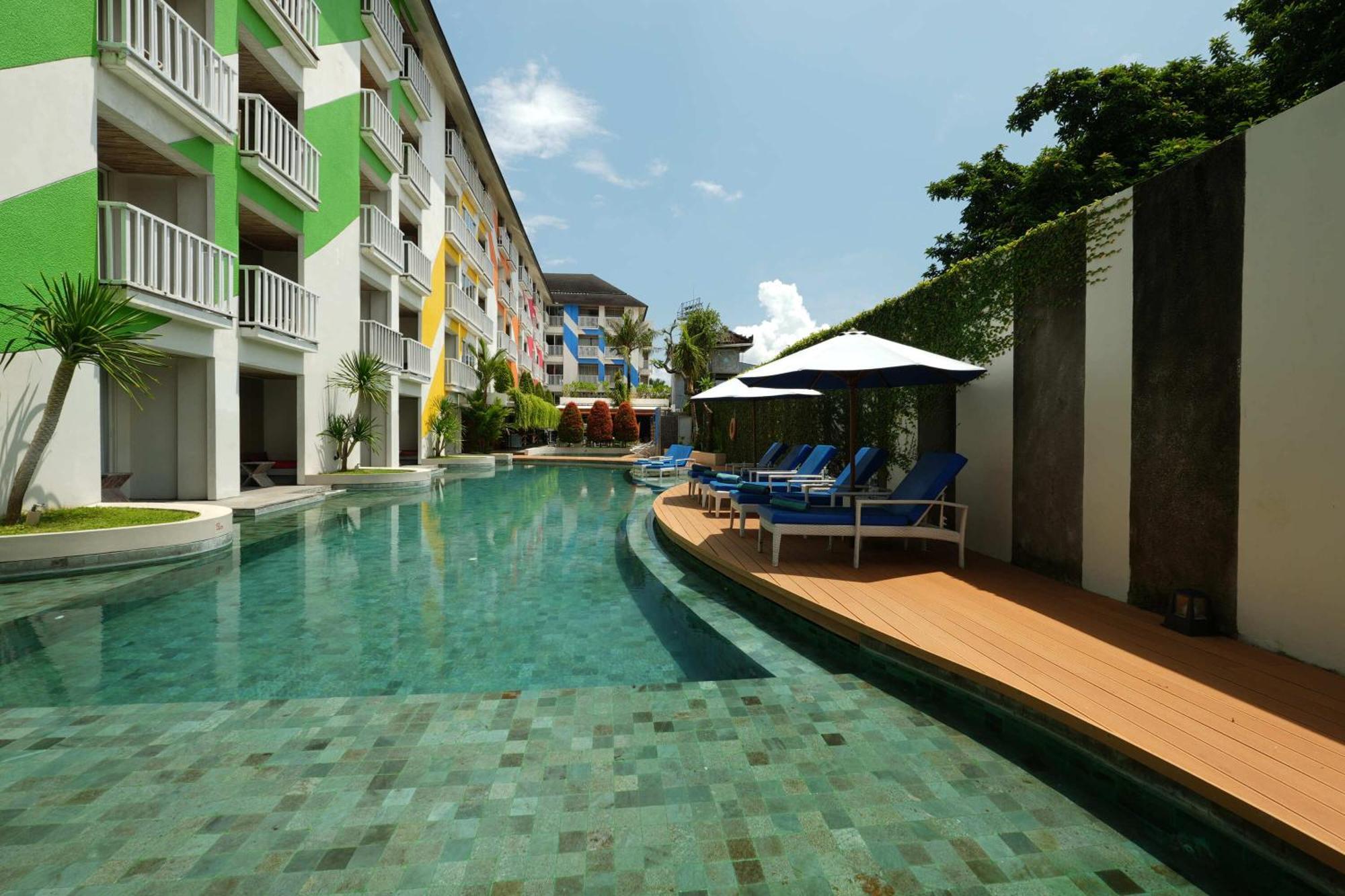 Bliss Surfer Hotel By Tritama Hospitality Legian  Ngoại thất bức ảnh